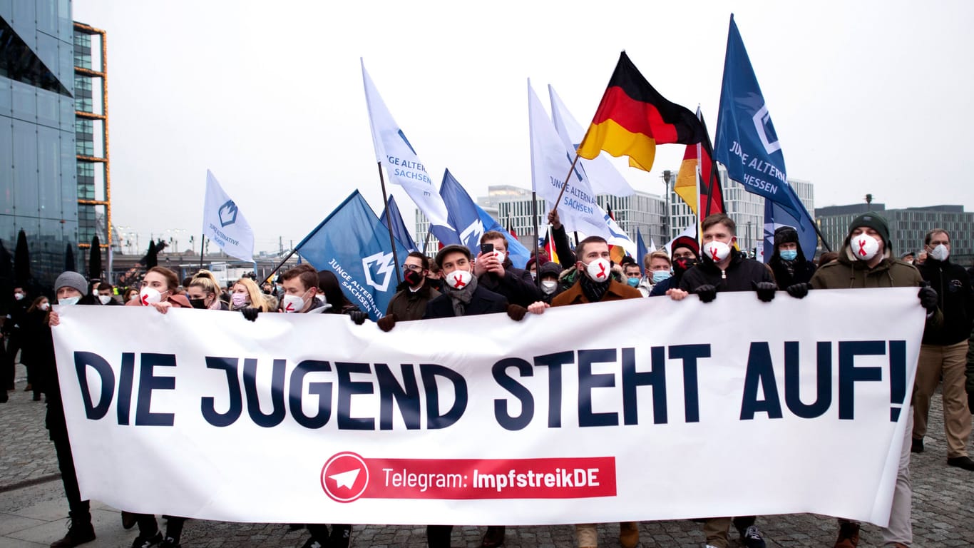 Demonstration der "Jungen Alternative" 2021: Die Jugendorganisation der AfD gilt als extrem rechts.