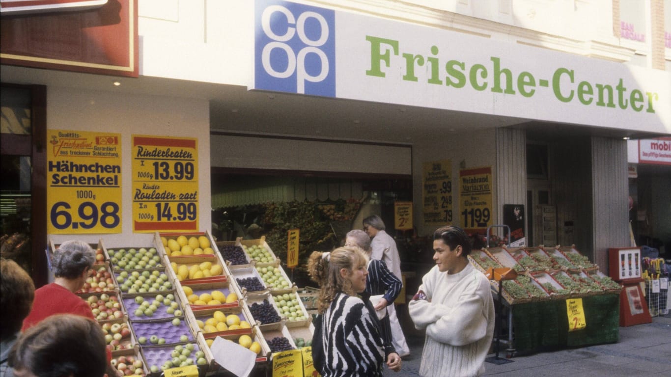 co op-Supermarkt in Minden 1989: Kurz darauf wurde die Kette wegen eines Finanzskandals zerschlagen.