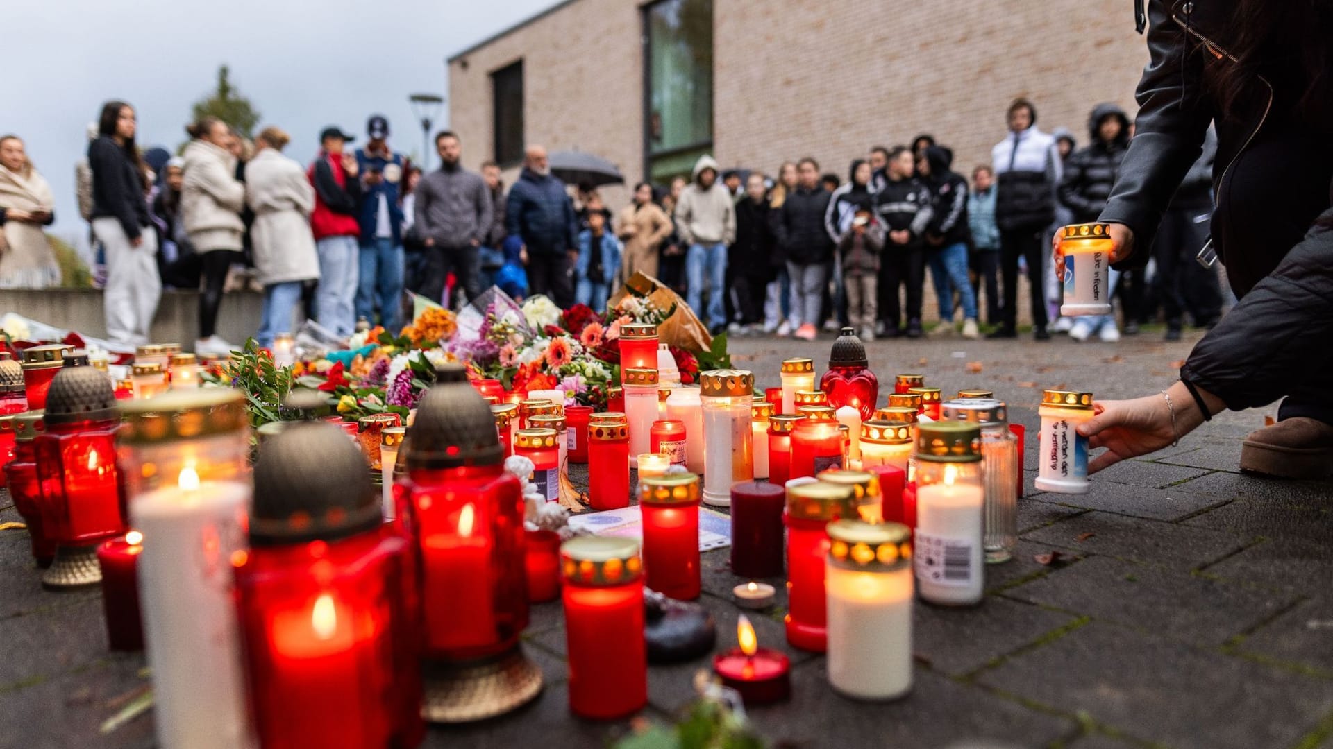Nach dem tödlichen Schuss auf einen Jugendlichen Nach dem tödlichen Schuss auf einen Jugendlichen