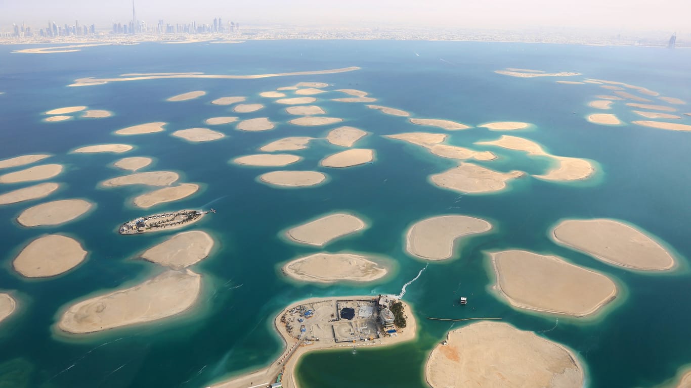 Die künstliche Inselgruppe "The World" vor Dubai: Eine davon gehört einem italienischen Drogenhändler.
