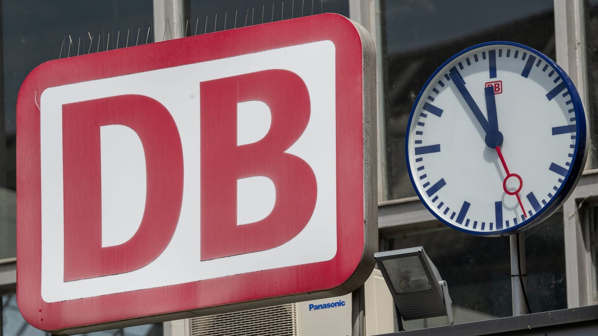 Deutsche Bahn Deutsche Bahn