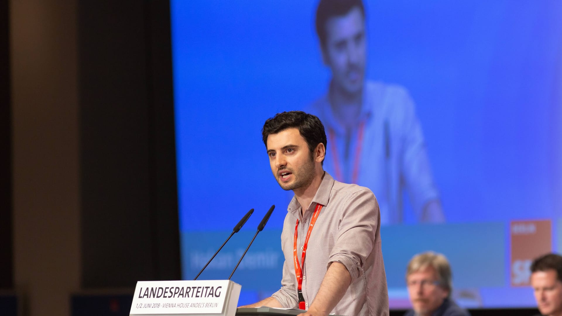 Demir beim Landesparteitag der Berliner SPD 2018: "Ich wurde, was ich bin, weil ich mir das selbst aufgebaut habe.