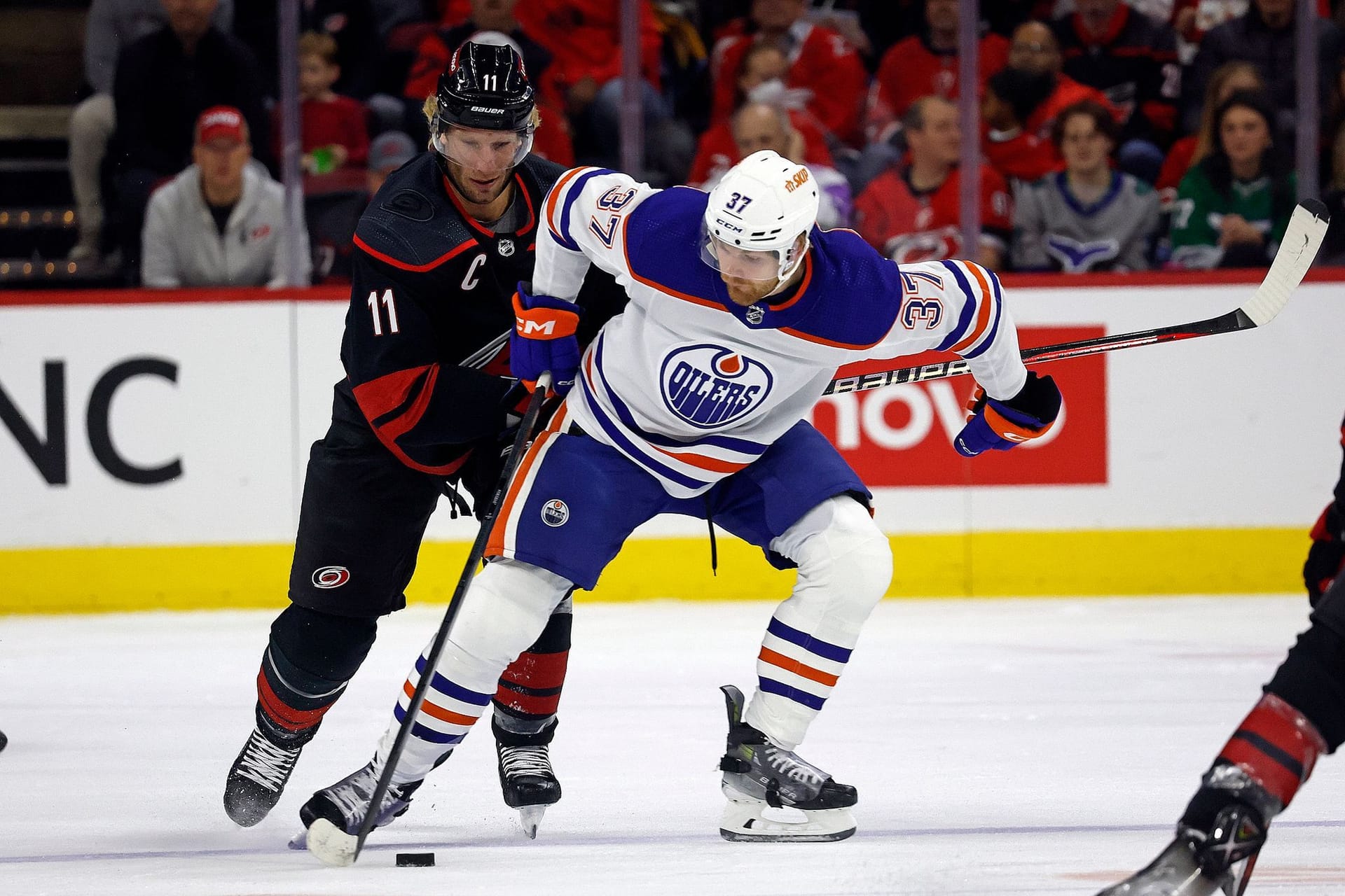 Carolina Hurricanes - Edmonton Oilers