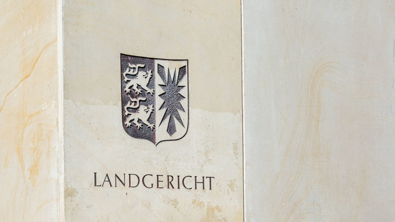 Die Fassade des Landgerichts in Kiel (Symbolbild): Der Angeklagte hatte ein Geständnis abgelegt.