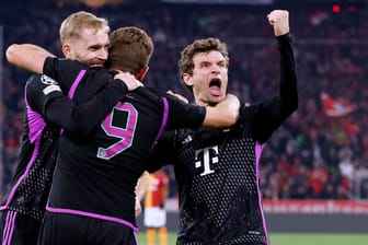 Jubel in München: Die Bayern haben das Achtelfinale erreicht.