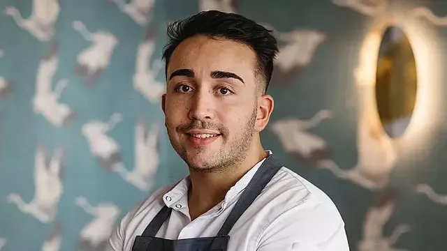 Miguel Marques, Küchenchef des Dallmayr-Restaurant Alois in München, holt sich in Bonn den Titel "Koch des Jahres". Miguel Marques, Küchenchef des Dallmayr-Restaurant Alois in München, holt sich in Bonn den Titel "Koch des Jahres".
