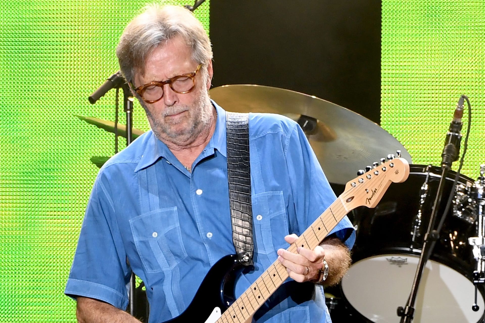 Eric Clapton: Wie der Musiker im Alter von neun Jahren erfuhr, wuchs er bei seinen Großeltern auf und seine vermeintliche Schwester war seine Mutter.