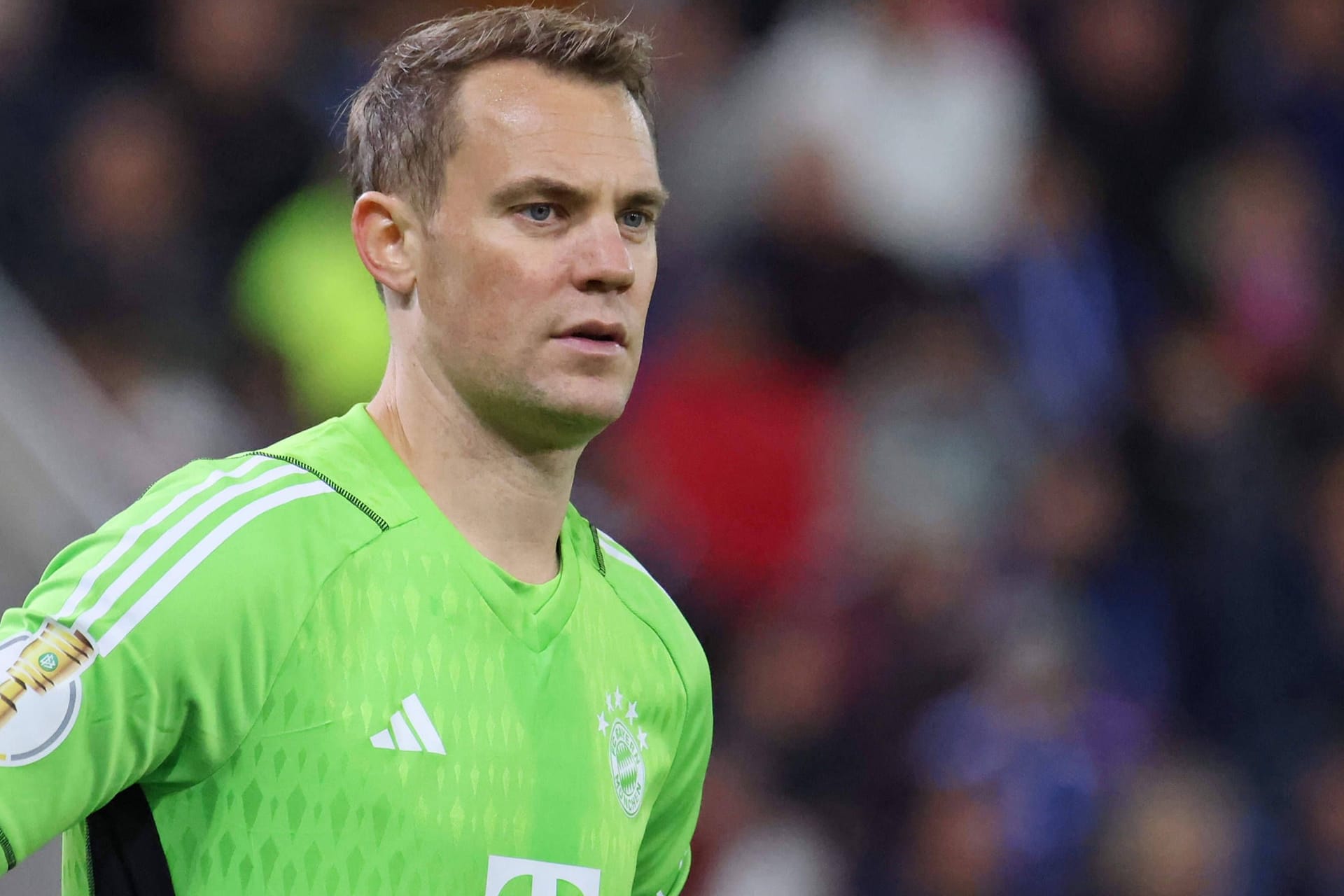 Manuel Neuer: Der Torwart fehlte beim Gang in die Kurve.