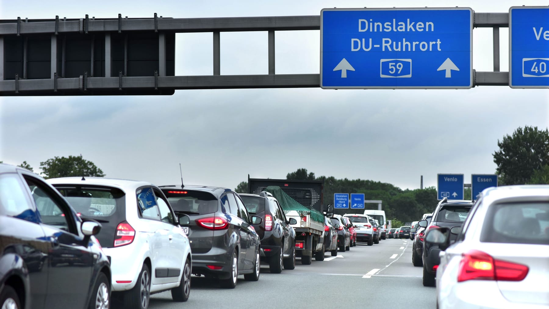 Nach Sperrung Von A40 Bei Duisburg: A59 Ab Montag Vollgesperrt