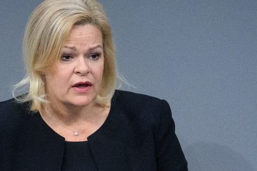 Nancy Faeser (SPD): "Wir stehen fest an der Seite Israels, und ich sage es in aller Deutlichkeit, dieser Tage darf es kein Aber geben."