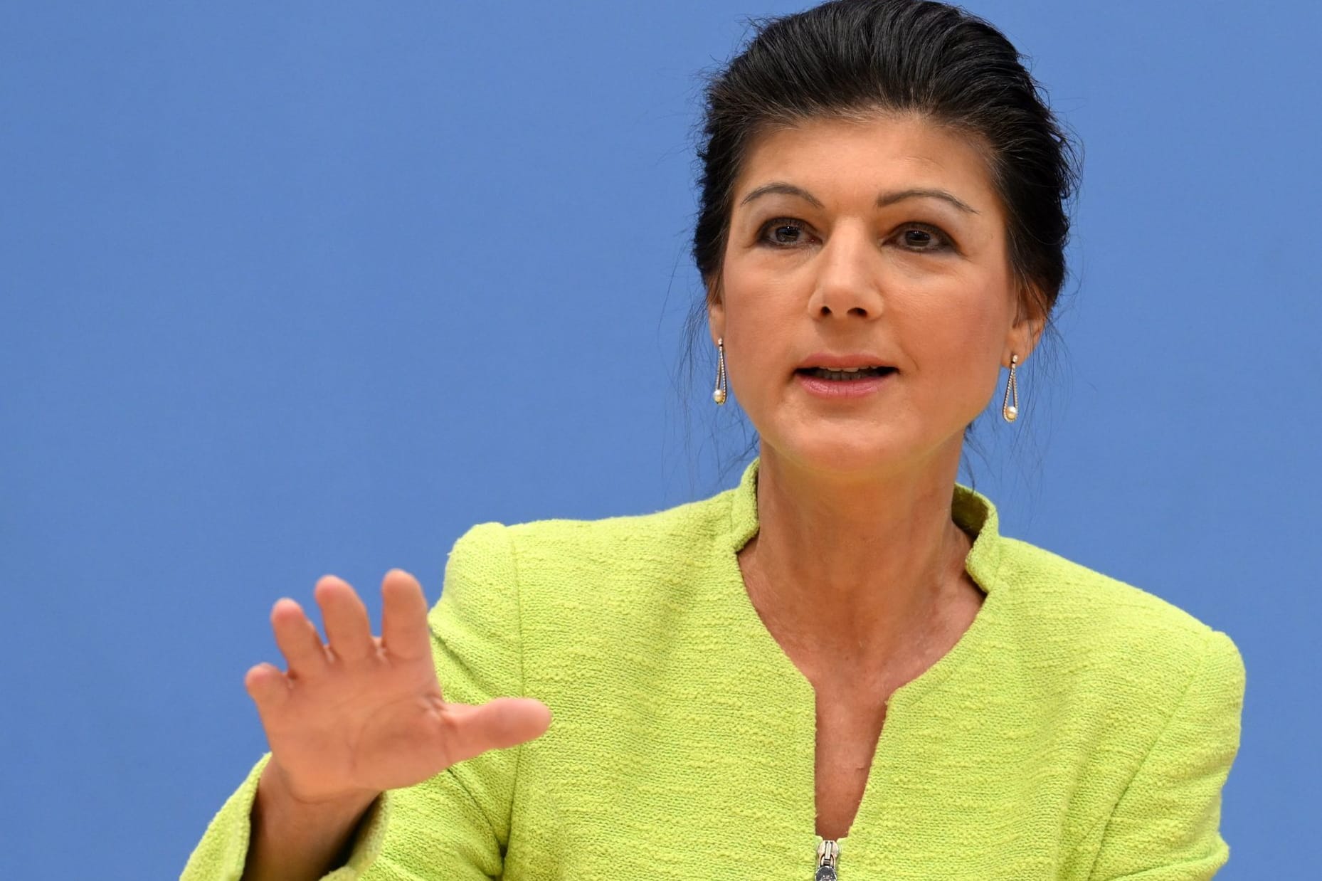 Die Politikerin Sahra Wagenknecht" (Archivbild): Die Gründerin einer neuer Partei hat eine klare Position zum Tempolimit.