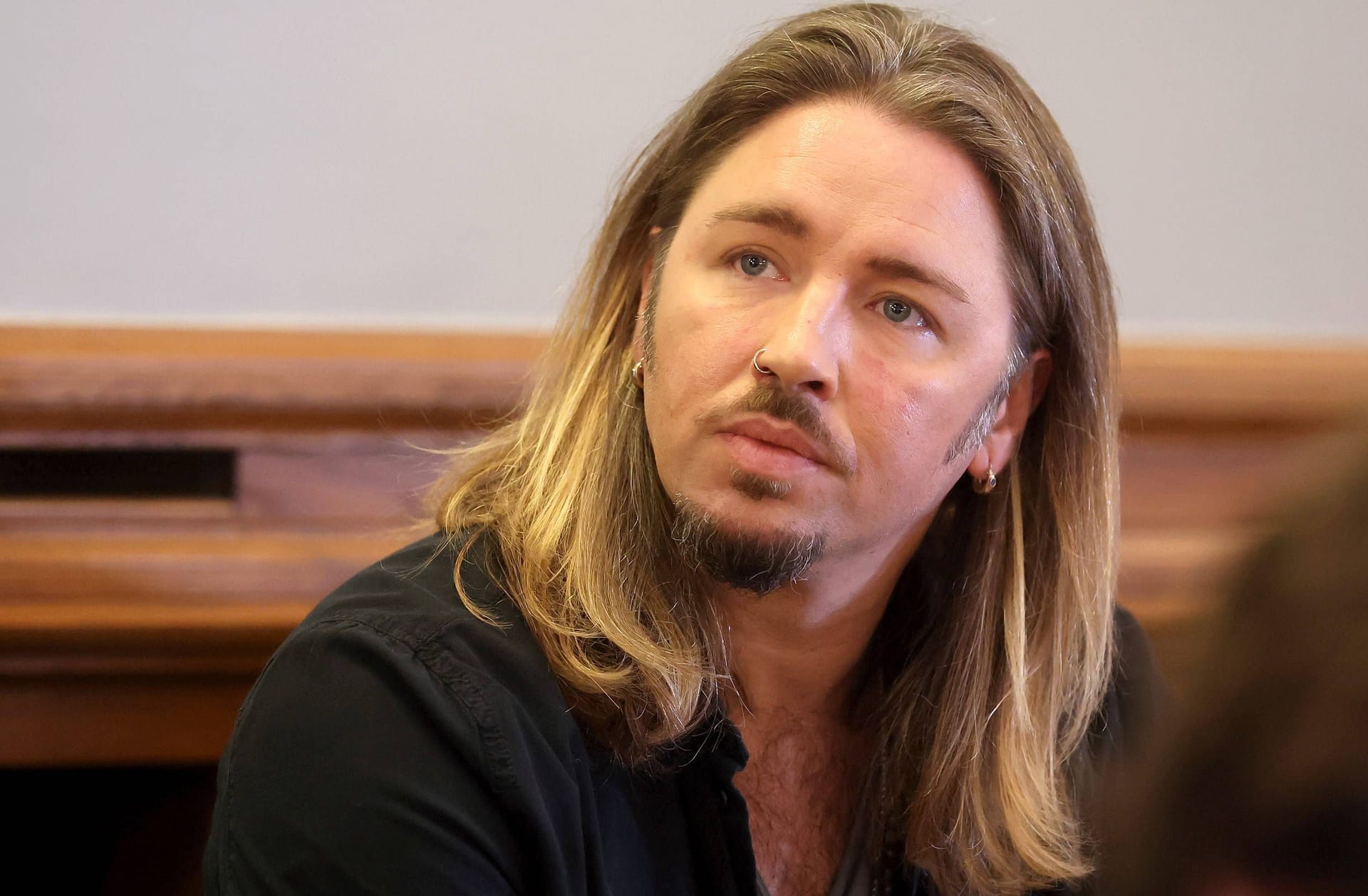 Gil Ofarim: Der Musiker hat vor Gericht gestanden.