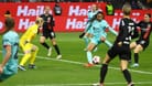 Der Ausgleich: Barcelonas Salma (M.) trifft gegen Eintracht Frankfurt.