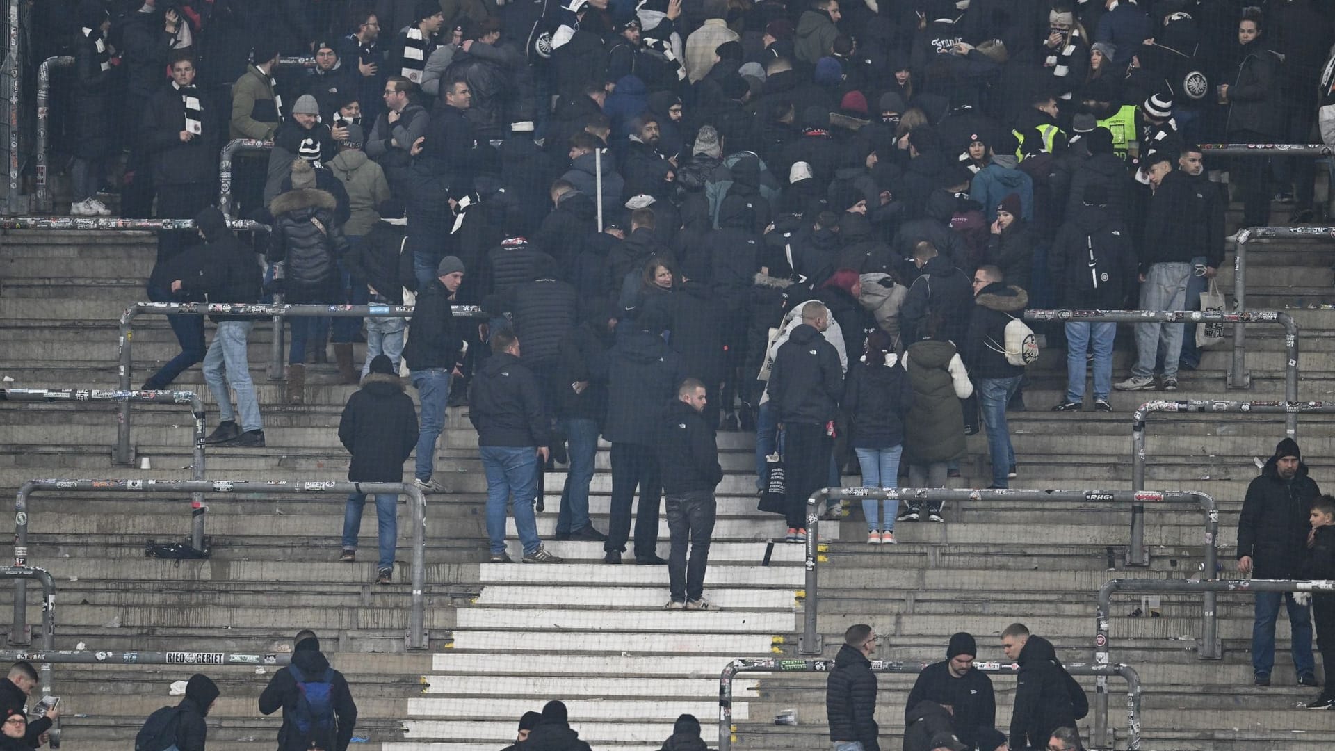 Eintracht Frankfurt - VfB Stuttgart Eintracht Frankfurt - VfB Stuttgart
