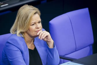 Nancy Faeser: Die Bundesinnenministerin ist ähnlich wie die FDP vom Abschiebegesetz überzeugt.