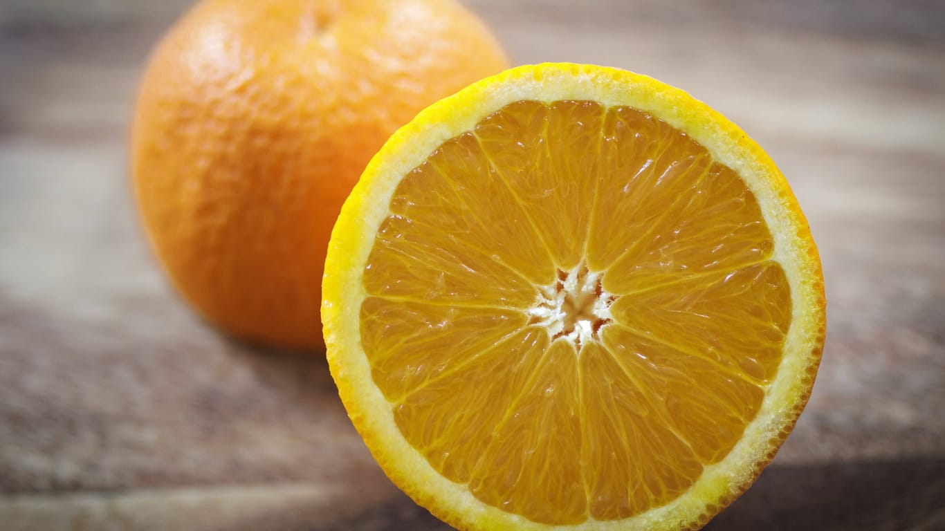 Orangen (Symbolbild): Bei einer Patientin wurde ein Vaginalstein in der Größe einer Orange gefunden.