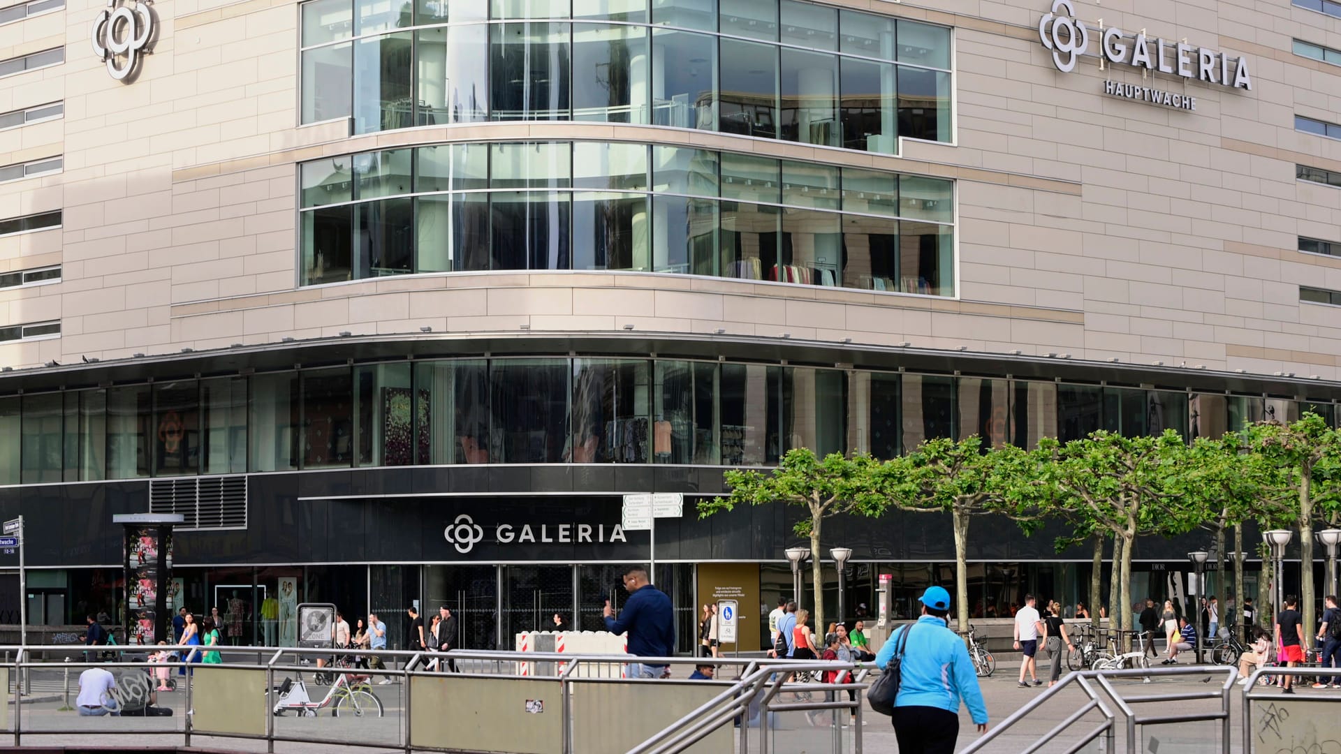 Symbolfoto: Was passiert mit der Galeria-Filiale auf der Frankfurter Zeil?