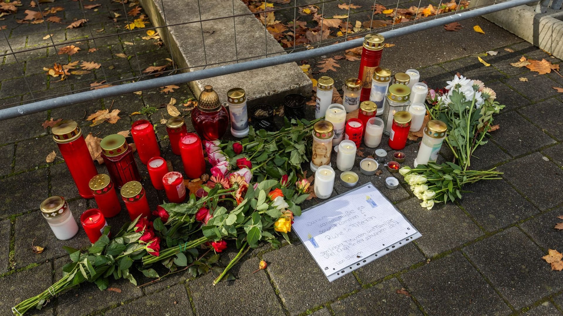 Gedenken an Waldbachschule Gedenken an Waldbachschule