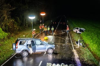 Den Rettungskräften bot sich vor Ort ein einziges Trümmerfeld.