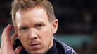 Soll viele Ideen haben, vielleicht zu viele: Bundestrainer Julian Nagelsmann (Archivbild).