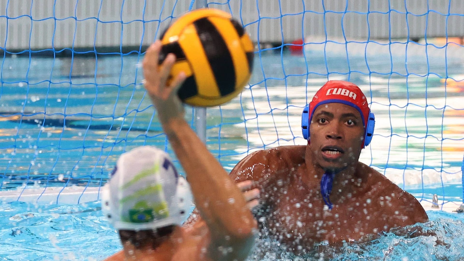 Ein Wasserballspiel zwischen Brasilien und Kuba. Ein Wasserballspiel zwischen Brasilien und Kuba.