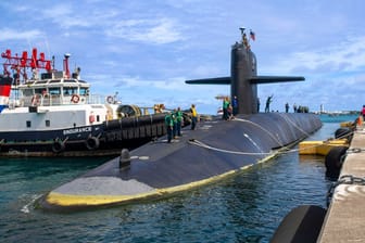U-Boot der Ohio-Klasse am US-amerikanischen Marinestützpunkt auf Guam im Pazifik: Das Boot kann Langstreckenraketen verschießen, auch solche mit Atomsprengköpfen.