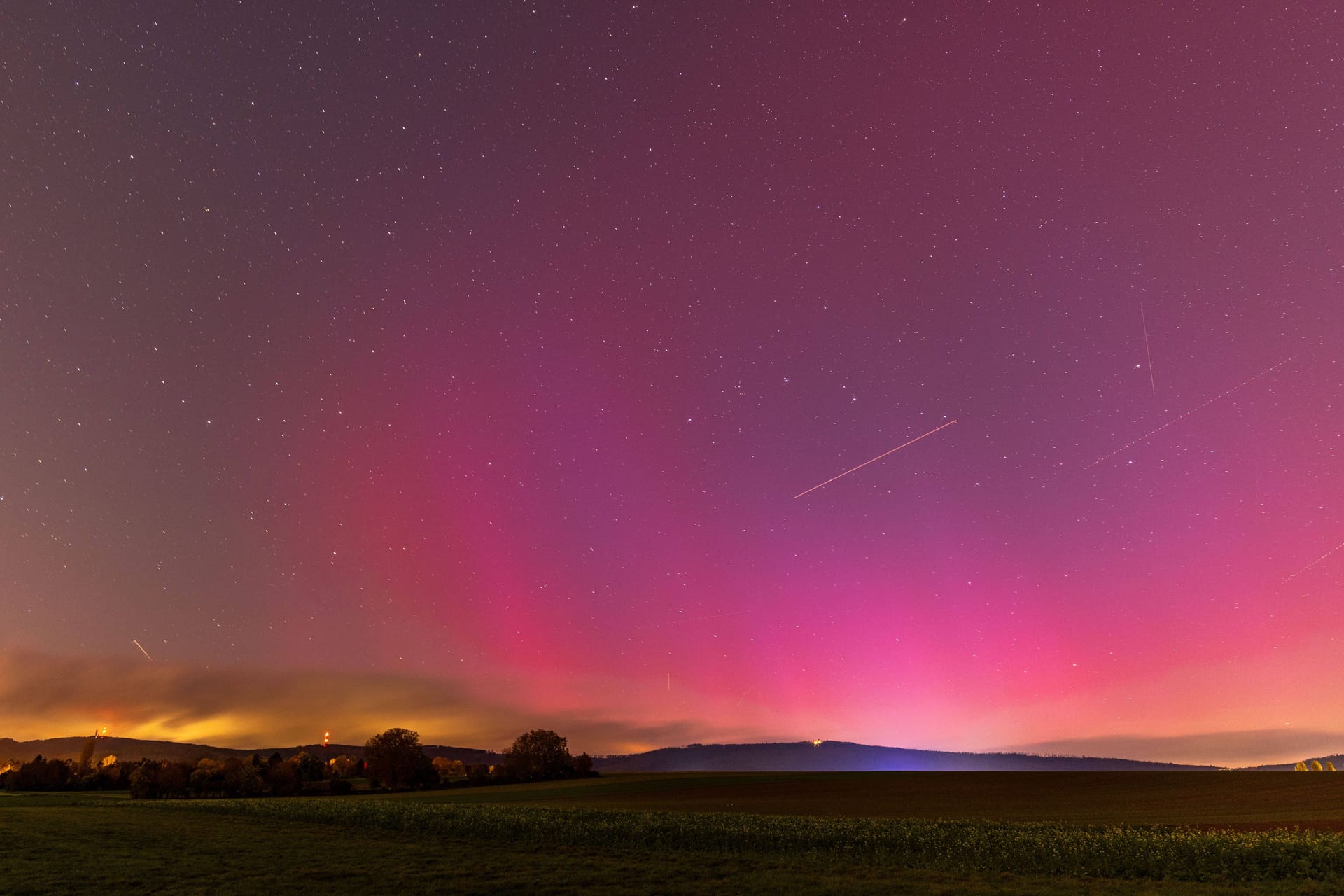 Auch nördlich von Oberursel über dem Taunushauptkamm, waren am Sonntagabend Polarlichter zu sehen.