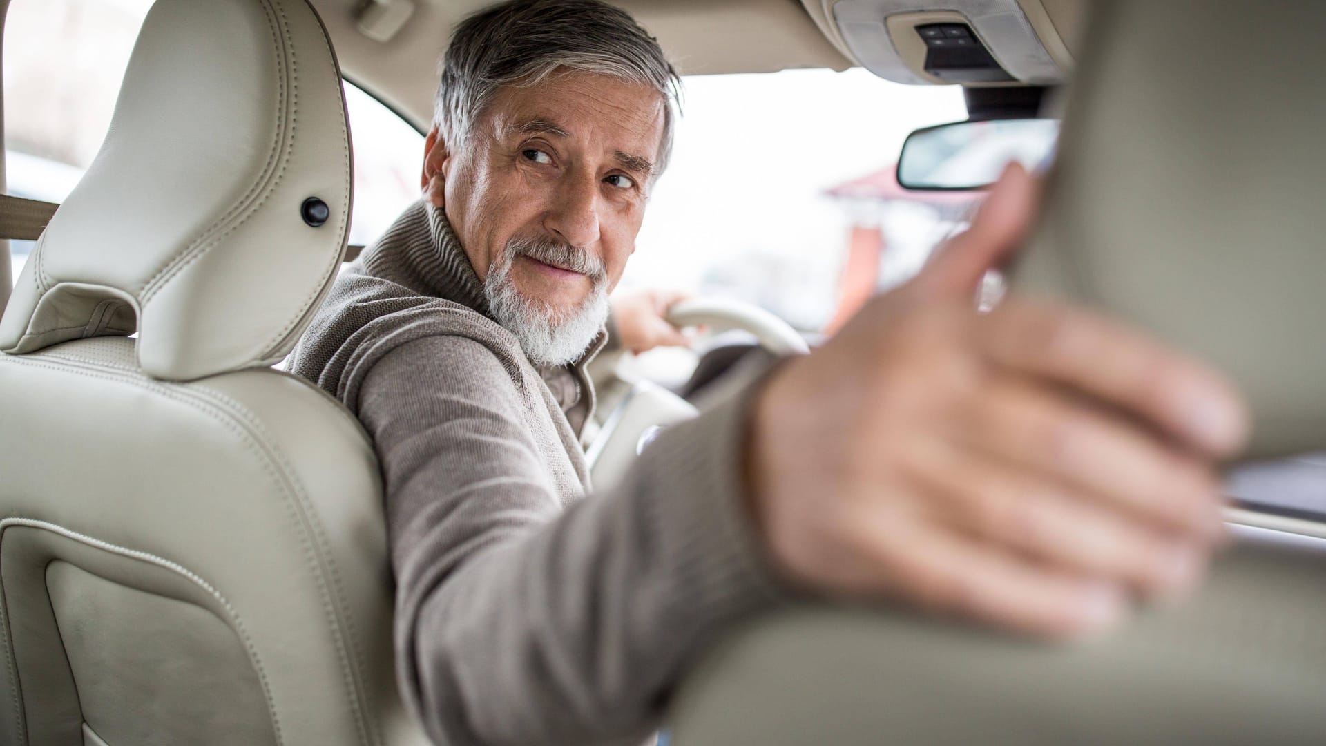 Rückwärts fahren: In bestimmten Situationen ist es streng verboten.