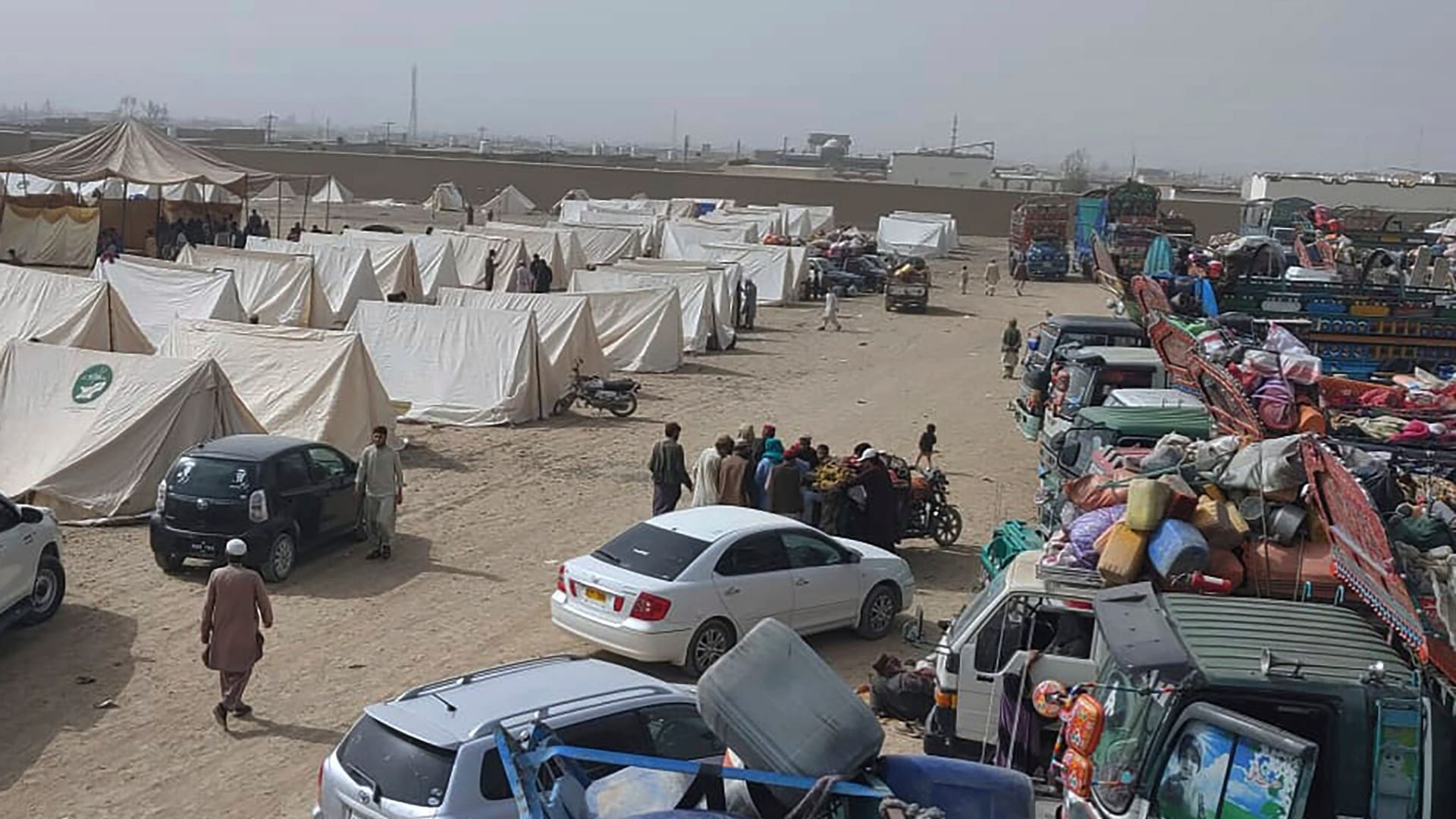 Rückführung afghanischer Familien aus Pakistan Rückführung afghanischer Familien aus Pakistan