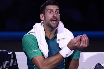 Gereizt: Novak Djoković im Match gegen Jannik Sinner.