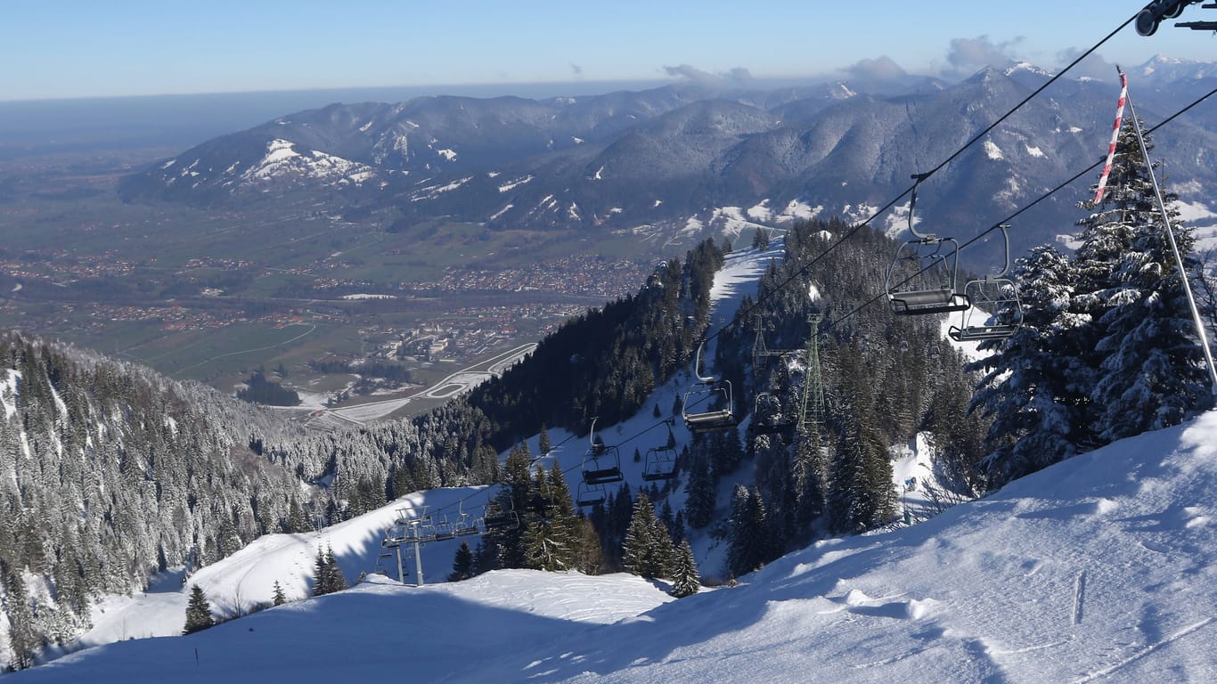 Unweit von München liegt das Skigebiet Brauneck.