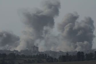 Rauch über dem Gazastreifen
