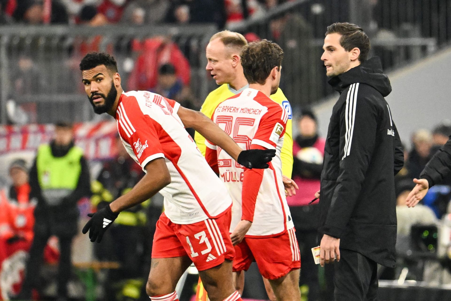 Eric Maxim Choupo-Moting (ab 83.): Kam zu spät für eine Bewertung.