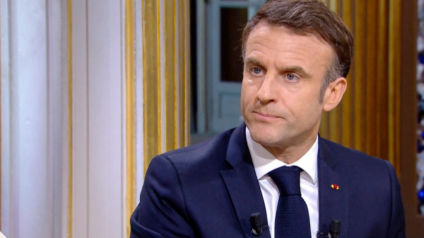 Emmanuel Macron: Beim TV-Interview mit dem Sender France 5 sprach er auch über Gérard Depardieu.
