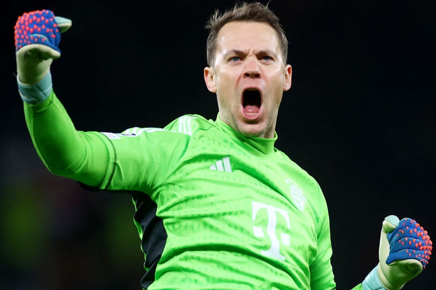 Erlösender Jubel: Manuel Neuer im Spiel gegen Manchester United.