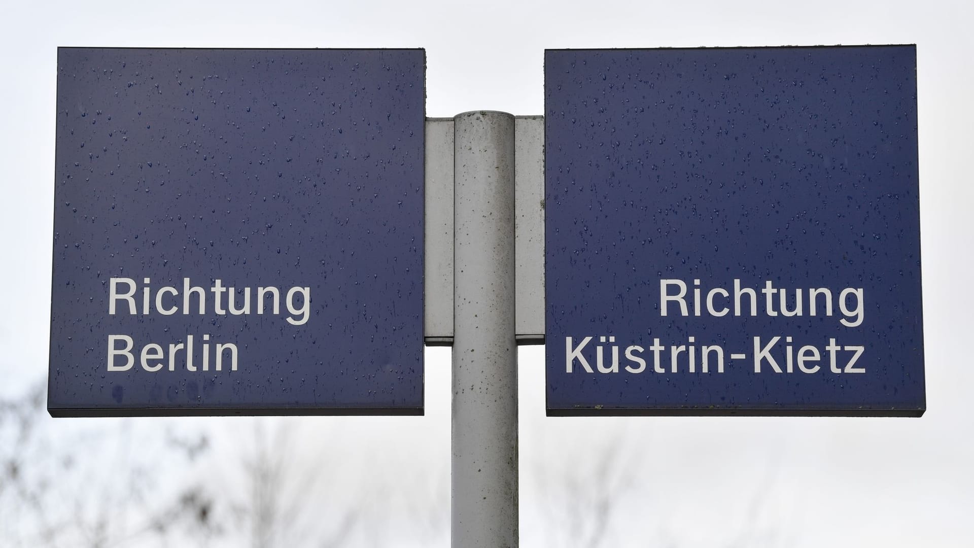 Bahnhof Bahnhof