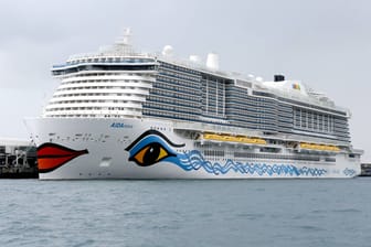 "Aida Nova" (Symbolbild): Das Kreuzfahrtschiff muss den Hafen von Rotterdam vorzeitig verlassen.