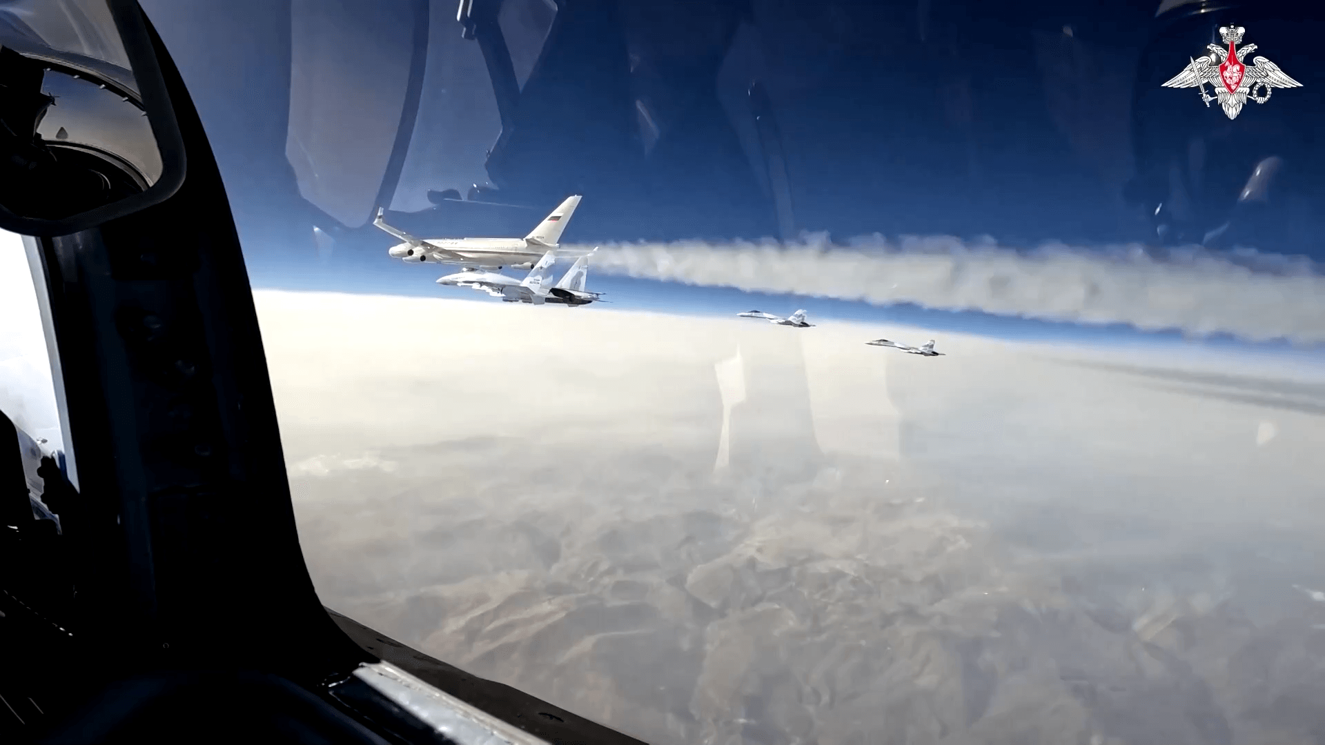 Kampfjet begleitet Putin