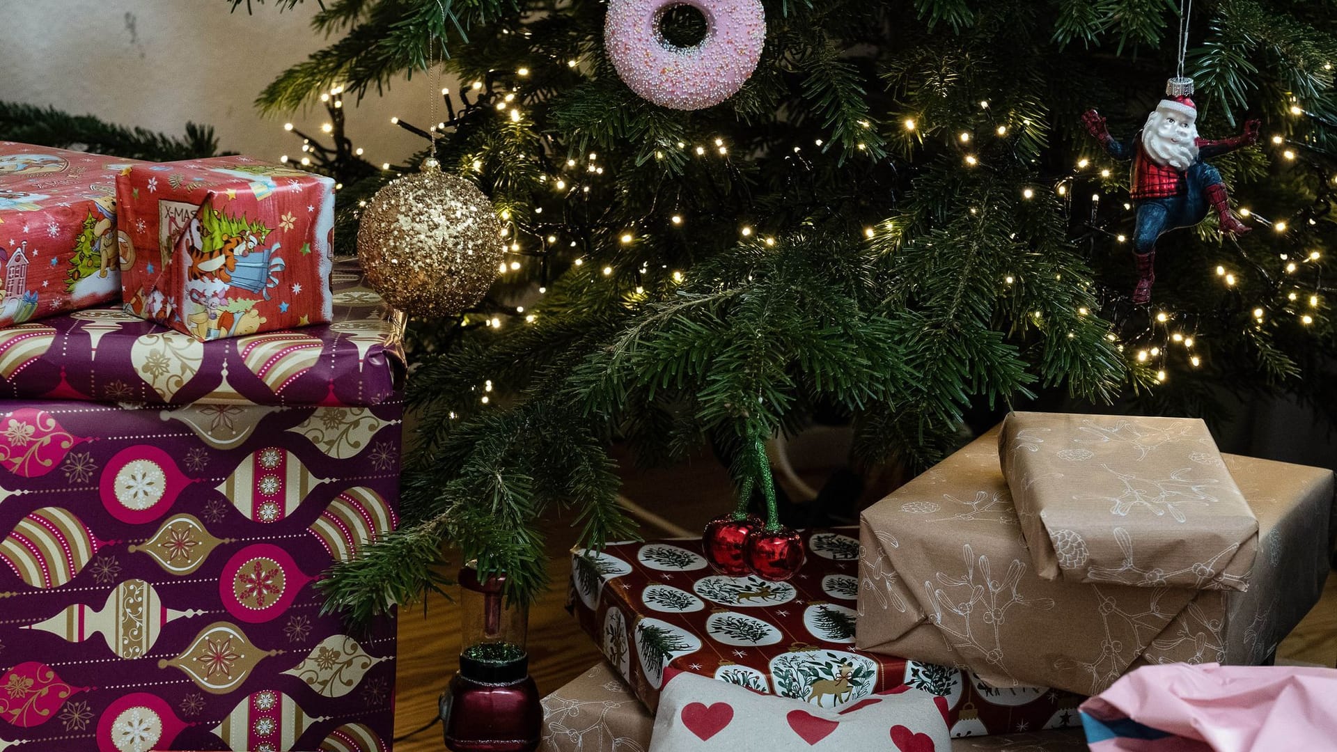 Geschenke zu Heiligabend Geschenke zu Heiligabend