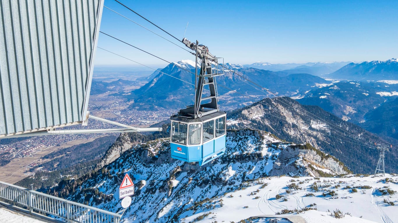 Die Hochalmbahn im Skigebiet Garmisch-Classic nimmt ab Freitag den Betrieb auf.