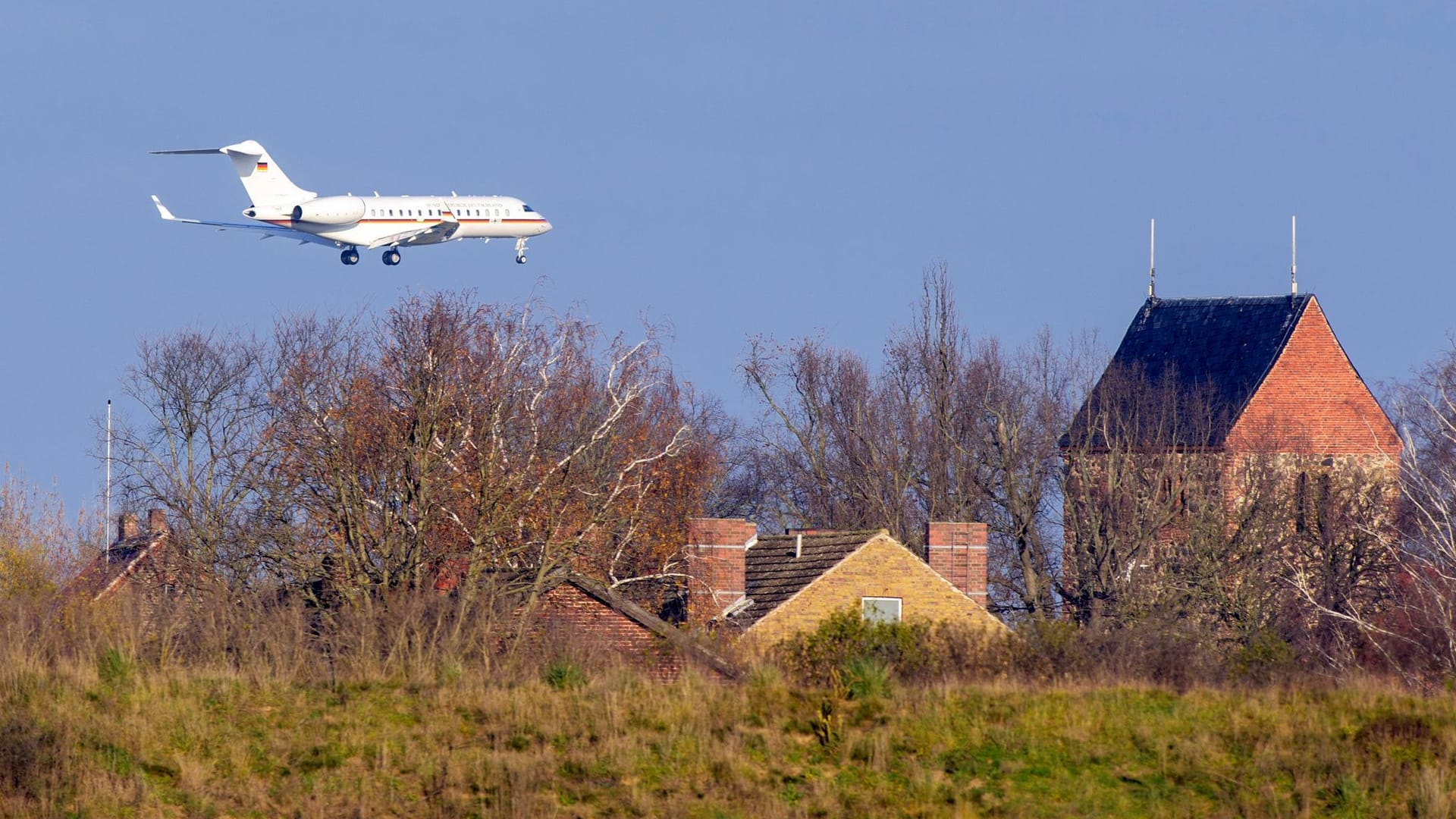 Anflug auf den Flughafen BER Anflug auf den Flughafen BER
