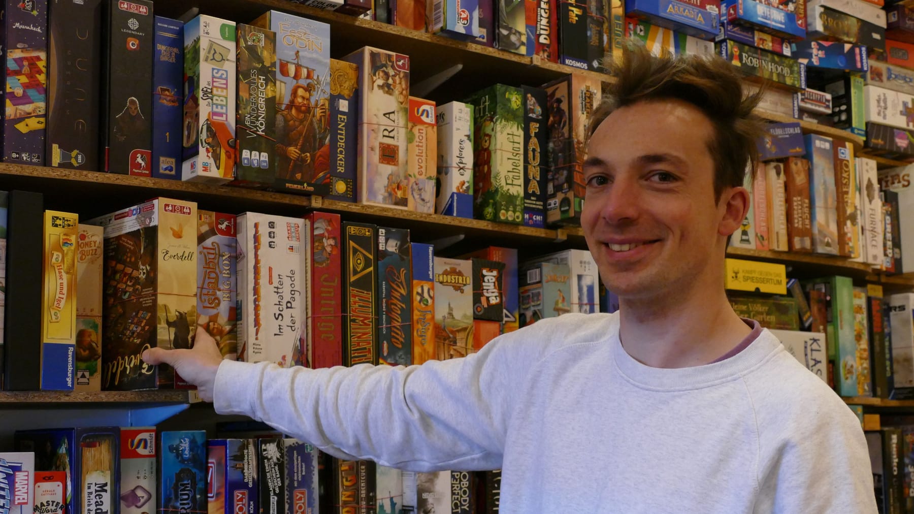 Köln: Erstes Brettspiel-Café "Bingo Club" lockt mit über 600 Klassikern