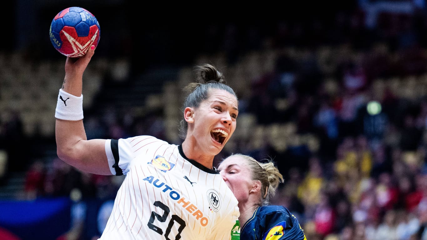 Emily Bölk: Die deutsche Starspielerin scheiterte mit dem Team an Schweden.