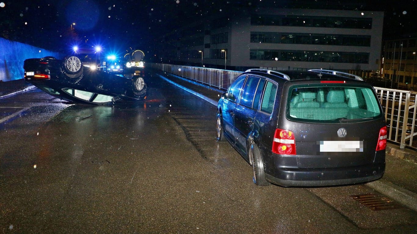 Unfallstelle in Feuerbach: Der Audifahrer wurde überprüft.