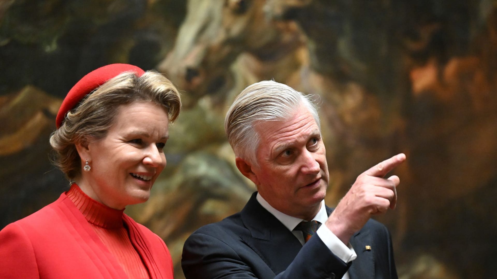Königin Mathilde und König Philippe von Belgien: Hier bei der Besichtigung der Gemäldegalerie. Königin Mathilde und König Philippe von Belgien: Hier bei der Besichtigung der Gemäldegalerie.