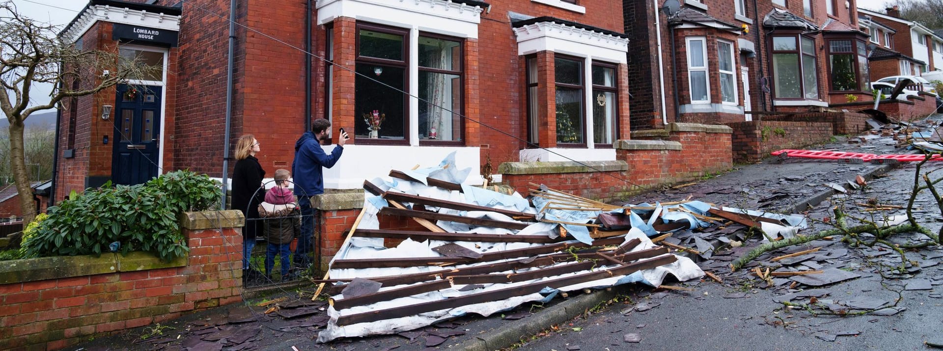 Zerstörung nach Sturm in Manchester.