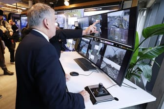 Vorstellung neue mobile Videobeobachtungsanlagen der Polizei