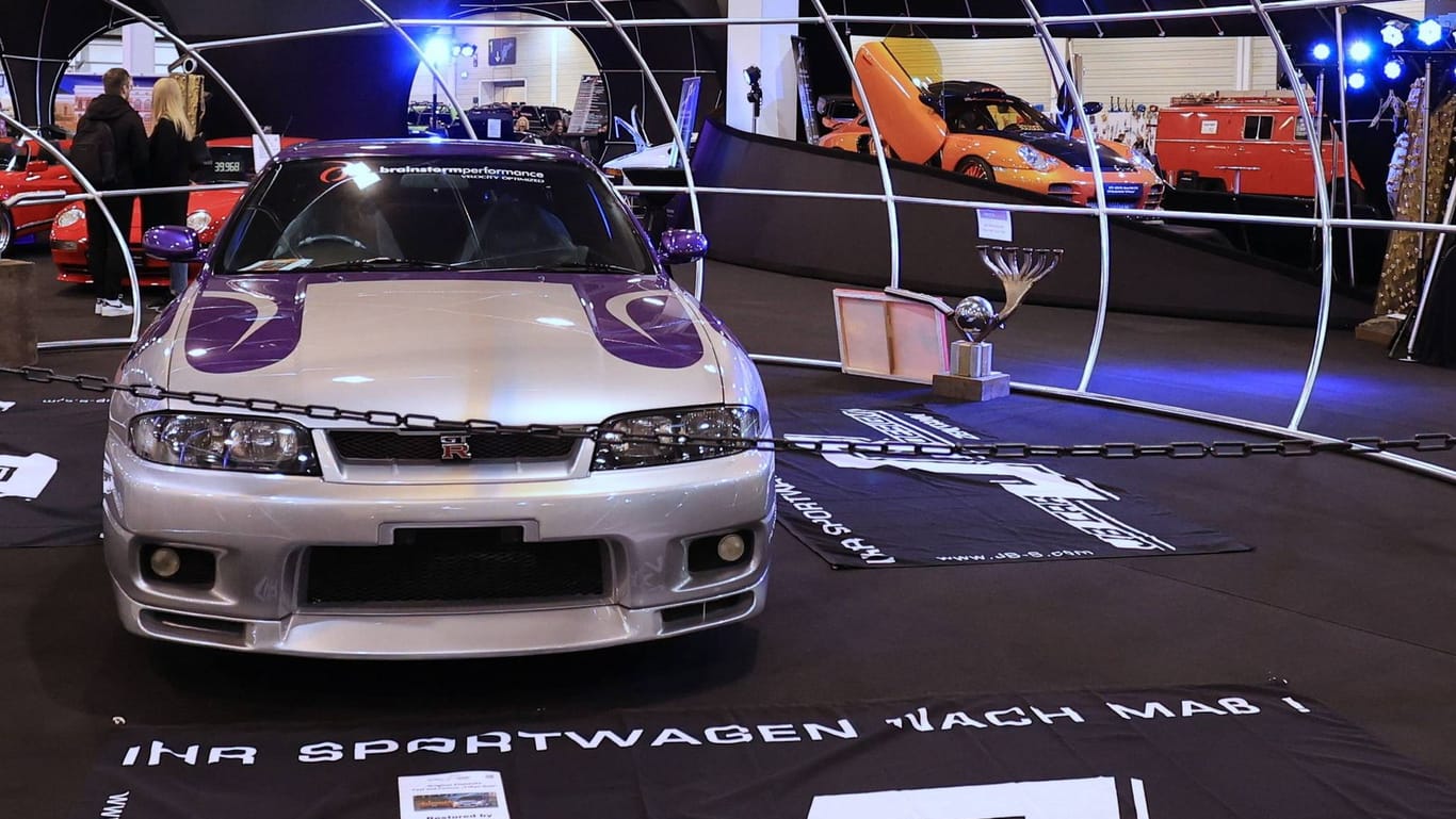Auto auf der "Essen Motor Show" (Symbolfoto): Vor den Hallen ist am Wochenende ein Mann festgenommen worden.
