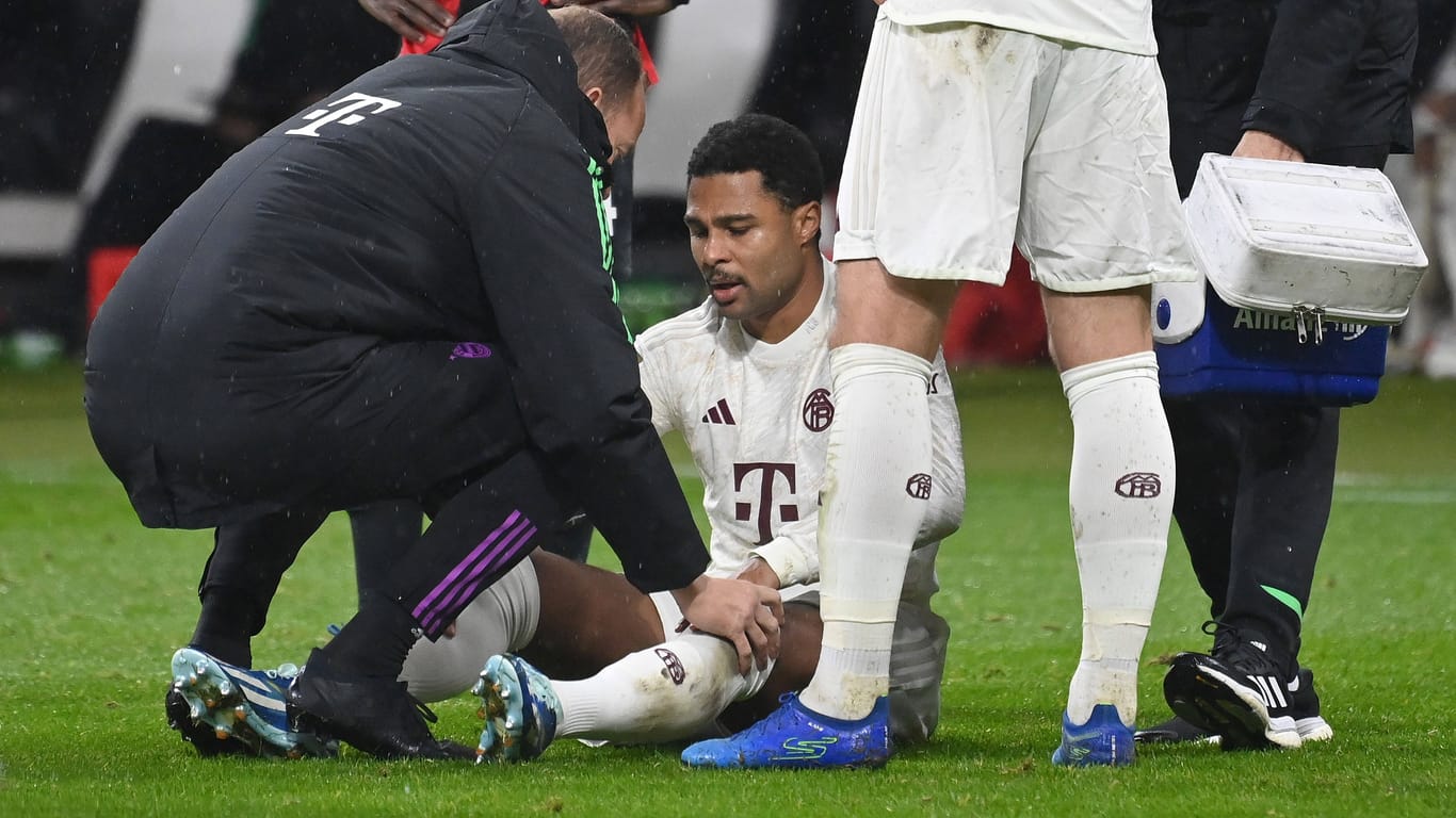 Serge Gnabry: Der Nationalspieler verletzte sich bei der Partie gegen Eintracht Frankfurt.