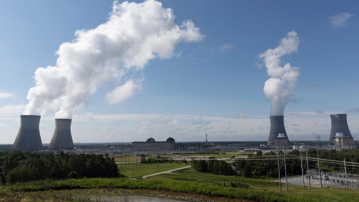 Atomkraftwerke (Symbolbild): Viele Länder wollen Kernkraft nutzen, um den Klimawandel zu bekämpfen.